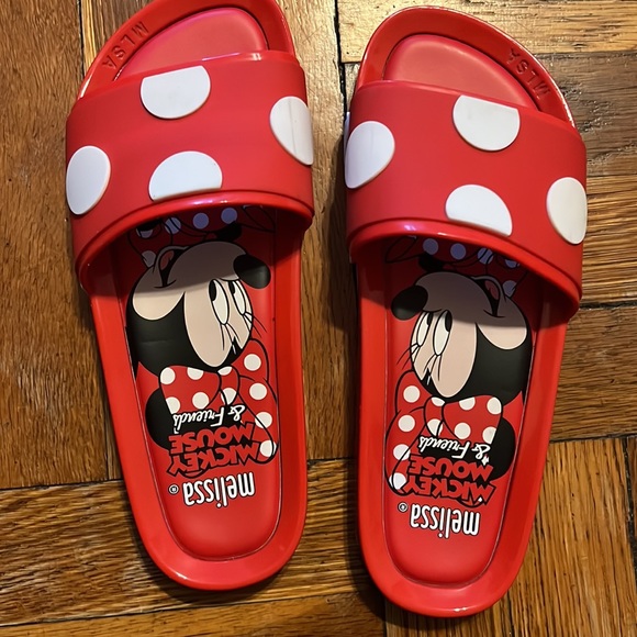 Minnie Mouse slides - Picture 3 of 3